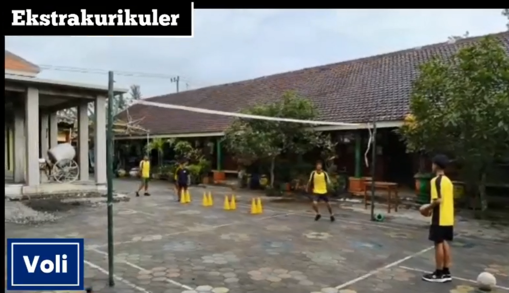 Ekstrakurikuler Voli