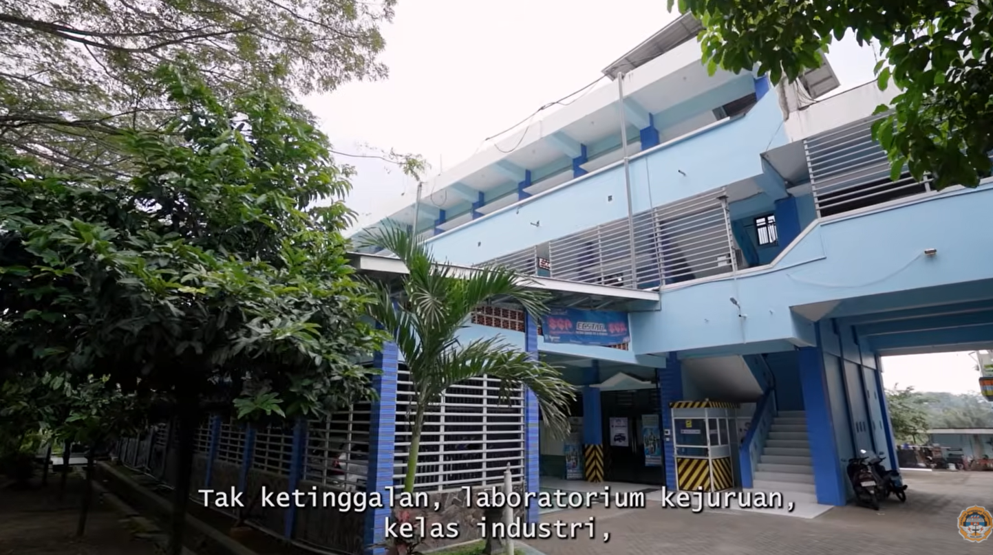 LABORATORIUM KELAS INDUSTRI